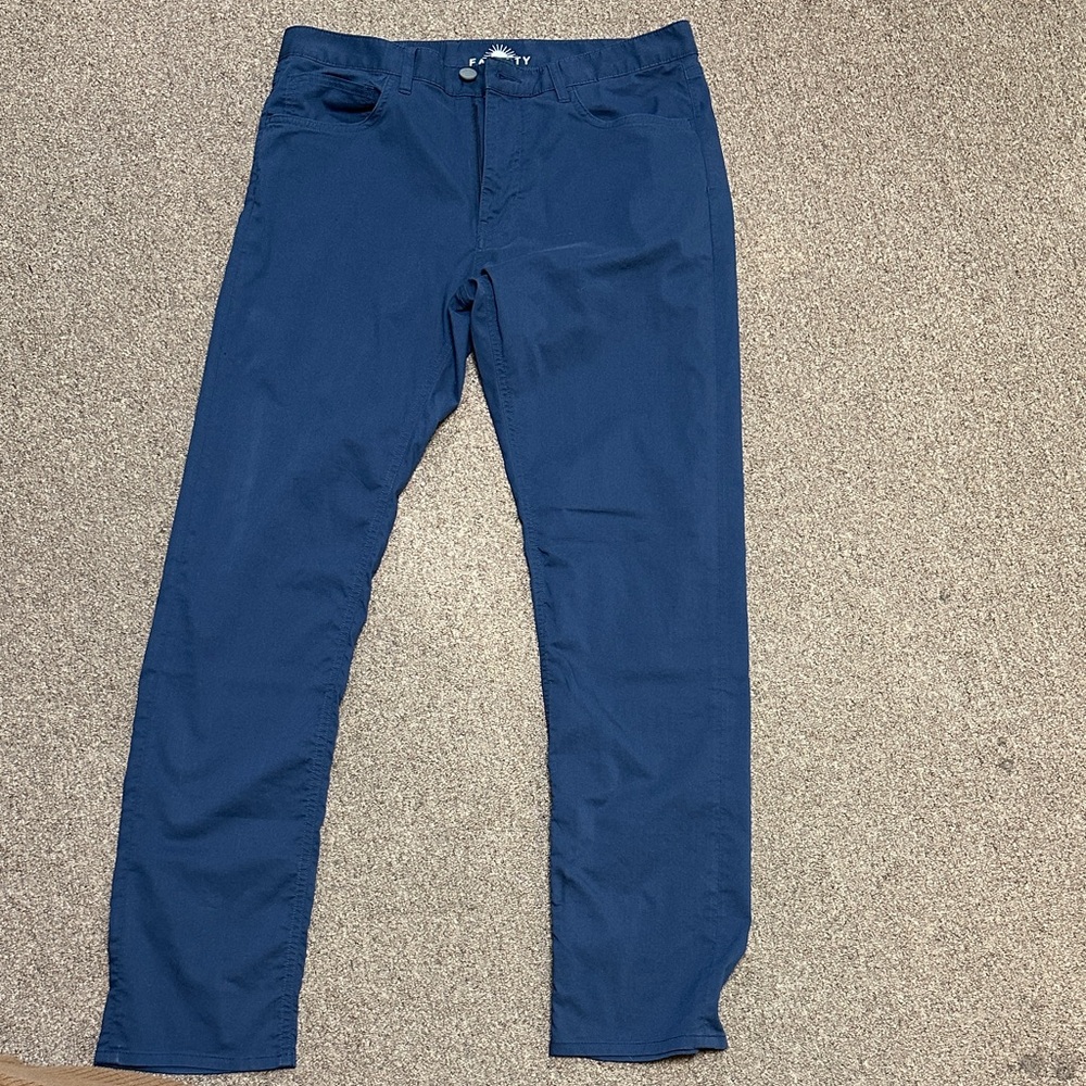 Faherty 5-Pocket Men's Pant, used, good condition.